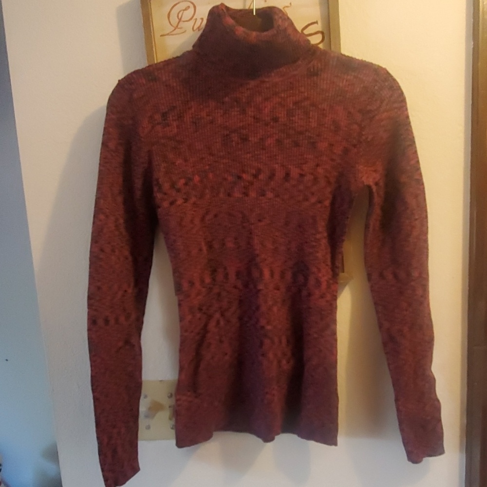 Red/Black/Grey Turtle Neck